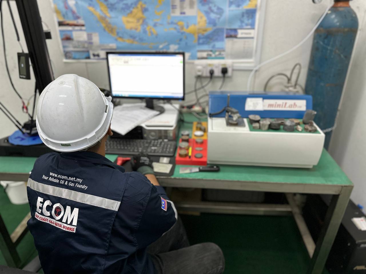 photo_6168119069589490473_y